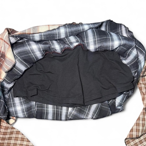 SHEIN ICON Asymmetric Ruffled Hem Mixed Plaid Mini Skirt - Picture 5 of 8